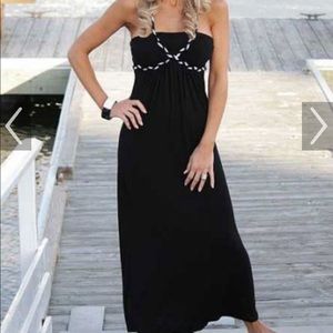 Gorgeous black and white maxi